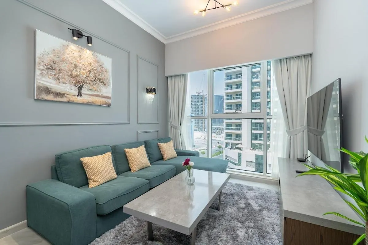 Artistic 1-Bedroom Apartment Perfect For Couple At Mayfair Tower, Business Bay! Dubaj